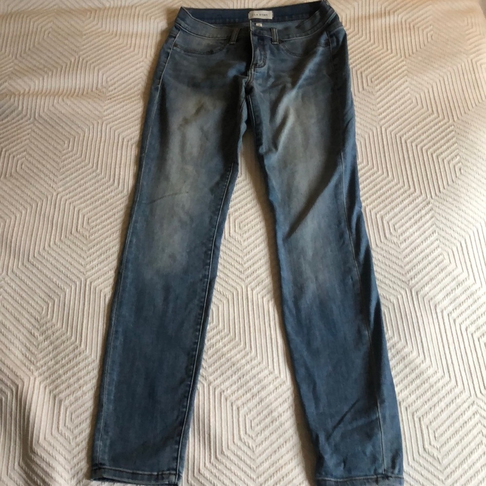 Lila Ryan light blue skinny jeans.